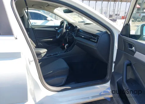 2025 Volkswagen Jetta 1.5T S z USA, uszkodzony, nr VIN 3VW5X7BU6SM081206